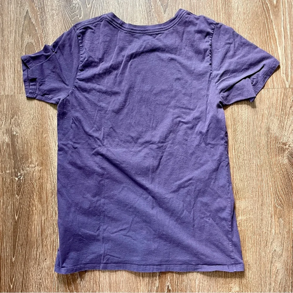 Patagonia Violet Purple Tee Vibrant Logo Small Organic Cotton Regular Fit - Picture 7 of 7